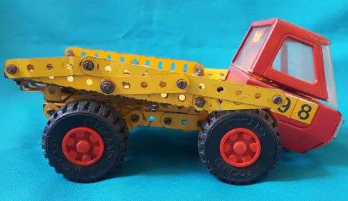 VINTAGE MECCANO TOY TRUCK