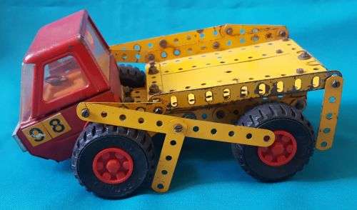 VINTAGE MECCANO TOY TRUCK