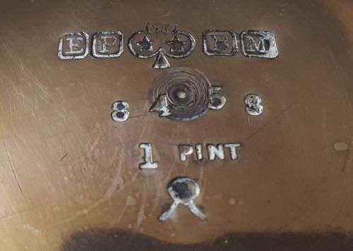 VINTAGE SILVER PLATED (EPNS) MILK JUG > FLOWER DETAIL