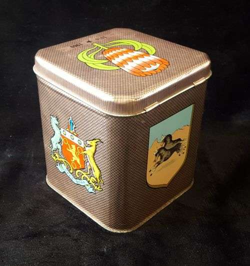 OLD AFRICANA "EENDRAGT MAAKT MAGT (1910-1960) TEA TIN