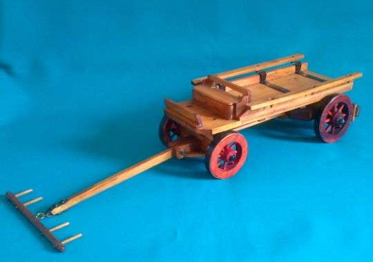 BEAUTIFUL WOODEN VOORTREKKER "OSSEWA"/ OX WAGON