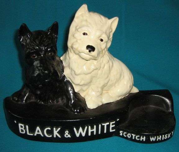 LARGE CERAMIC 'BLACK & WHITE' SCOTCH WHISKY STAND/ ORNAMENT