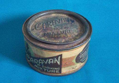 COLLECTABLE OLD CARAVAN SMOKING MIXTURE TIN