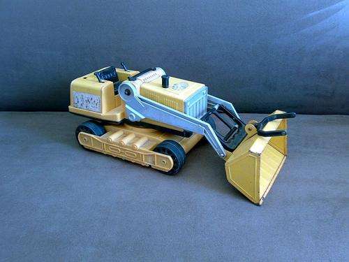 LARGE PLASTIC AND TIN METAL TRACTOR TOY