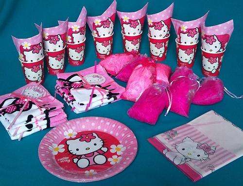 8 FANTASTIC INDIVIDUALLY PACKED GIRLS PARTY (TAKE HOME) PARTY KITS/ PACKS -"HELLO KITTY"