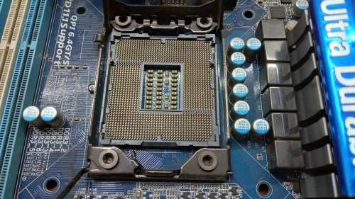 Gigabyte X58 Motherboard and Core i7 950 CPU please read