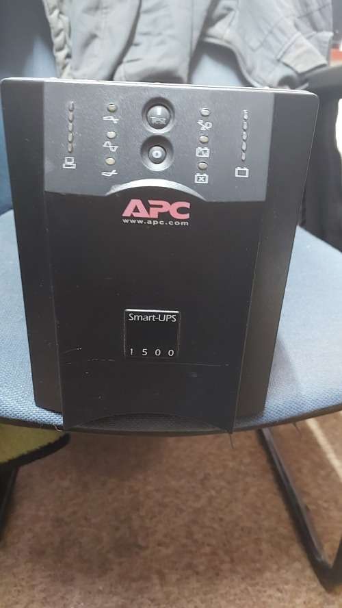 APC Smart UPS 1500va