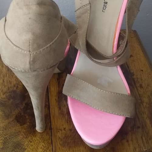 High Heels Size 8