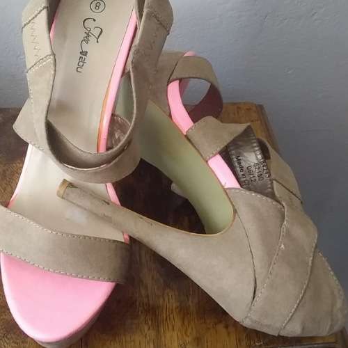 High Heels Size 8