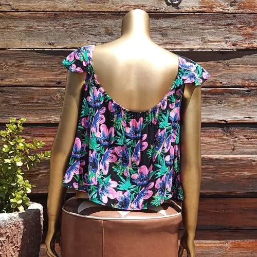 Floral Top size 12/14