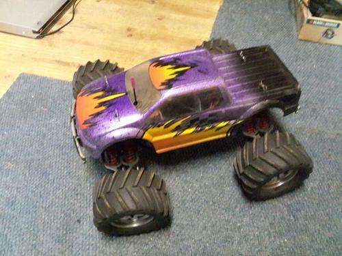 Traxxas E-Maxx 3906