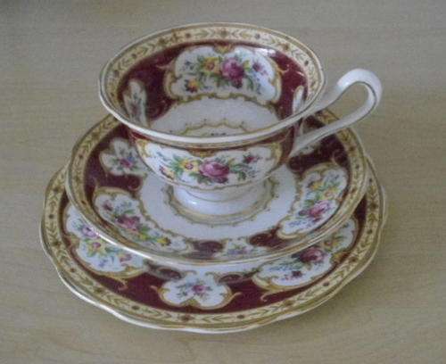 ROYAL ALBERT "LADY HAMILTON" TRIO