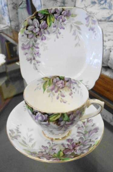 ROYAL STANDARD "WISTARIA" TRIO