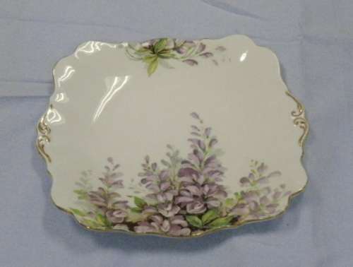 ROYAL STANDARD "WISTARIA" CAKE PLATE