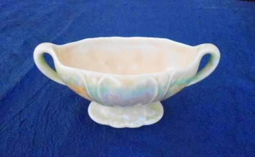 BESWICK 2 HANDLED PLANTER VASE MADE IN ENGLAND