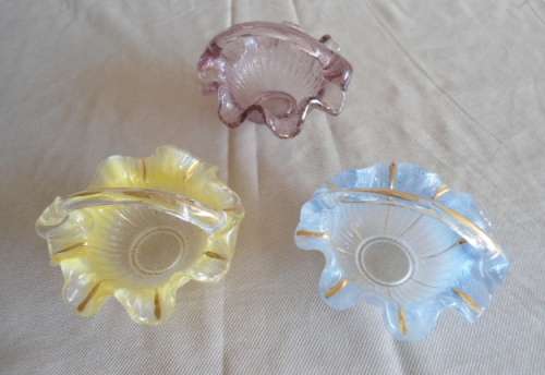 GROUP OF 3 VENETIAN GLASS BASKETS