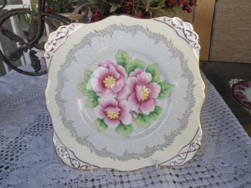 TUSCAN DECORATIVE PLATE