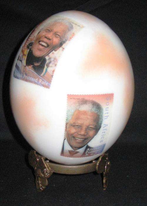 *****LIMITED EDITION** Issued 100 ONLY**Ostrich egg**Nelson Mandela, The many faces***