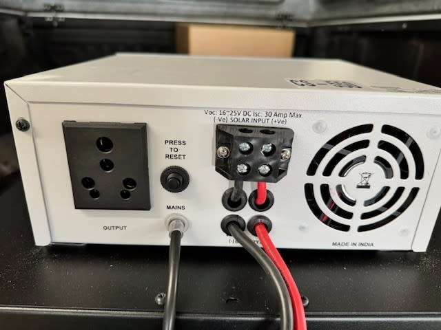 Chadha Power Pure Sine Wave Solar Hybrid UPS/Inverter with Trolley and 1 x Battery