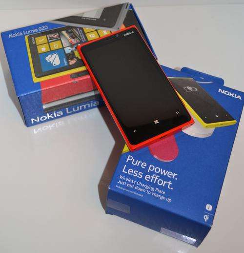 Nokia Lumia 920 with wireless recharger