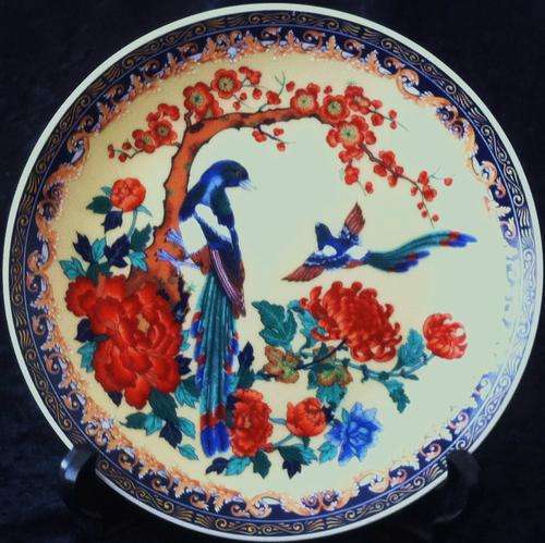 COLLECTABLE!*** STUNNING JAPANESE IMARI PORCELAIN PLATE! (approx. 16,5cm round)