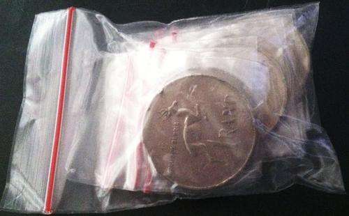 COLLECTABLE VINTAGE R1 COINS! (Bid = per coin, to take all)