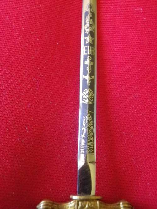 BRAZIL  - NAVY OFFICERS PRESENTATION MINIATURE SWORD, APPROX 120MM LENGTH