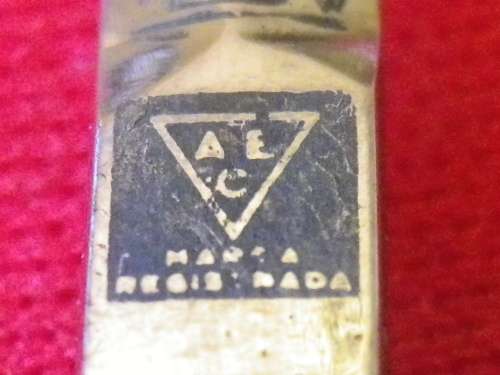 BRAZIL  - NAVY OFFICERS PRESENTATION MINIATURE SWORD, APPROX 120MM LENGTH