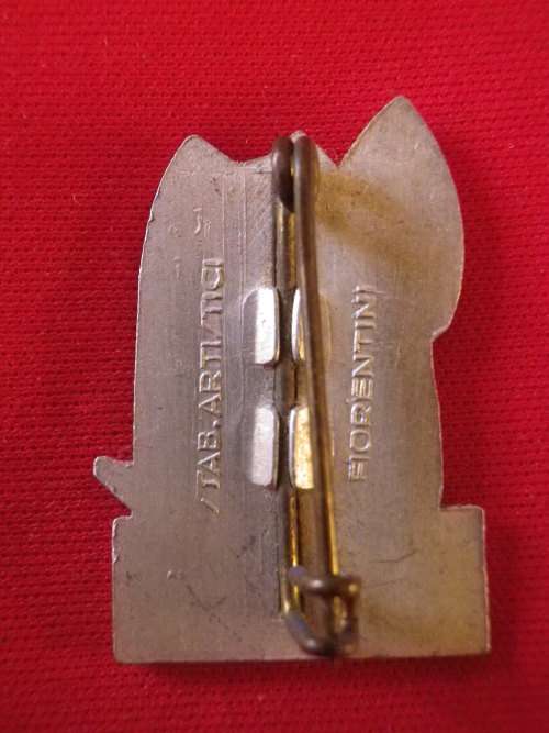 ITALIAN WW2 ALUMINIUM LAPEL BADGE FOR SPORT - MADE IN FLORENCE
