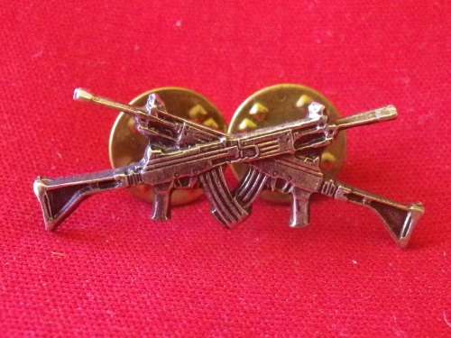 3744 - SWATF 1ST CLASS SHOTTIST  OXIDISED SILVER BREAST BADGE - BORDER WAR PERIOD - DINNES 1289