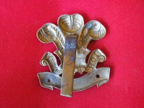 3869-  GREAT BRITAIN -  THE WELCH REGT. BI/M CAP BADGE - 1920 ONWARDS