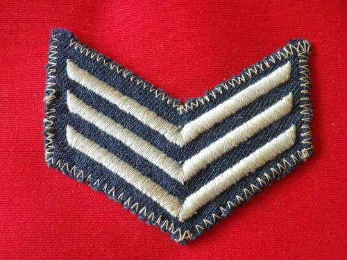 3915 RHODESIAN AIR FORCE SERGEANT EMBROIDERED RANK STRIPES -  SERVICE DRESS  - UDI PERIOD