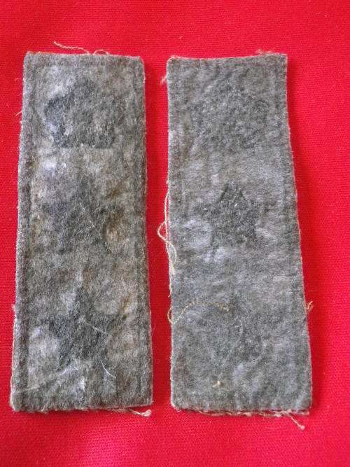 SADF -BORDER WAR PERIOD -COLONELS PAIR COLLAR CLOTH RANK BADGES FOR FIELD DRESS - DINNES 2057(Z3112)