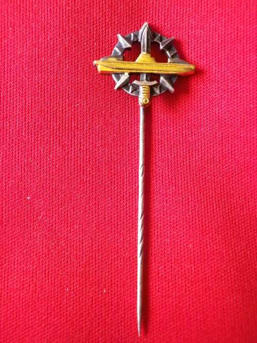 FRANCE - FRENCH SUBMARINERS SENIOR RATINGS BRASS QUALIFICATION LAPEL PIN           (X1818)