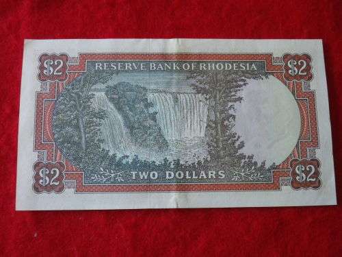 RHODESIA - USED $2 NOTE  - "SALISBURY - 7th APRIL 1975  # 003781" -  (4122)