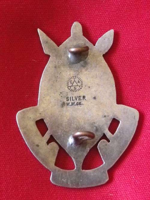 RHODESIAN AFRICAN RIFLES  -  OFFICERS SILVER SLOUCH HAT BADGE -MADE LOCALLY - SEE BELOW  (4326)