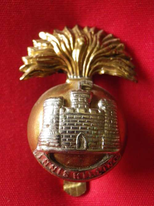 GREAT BRITAIN -ROYAL INNISKILLING FUSILIERS  BI/METAL CAP BADGE - AS WORN WW1   (V110)