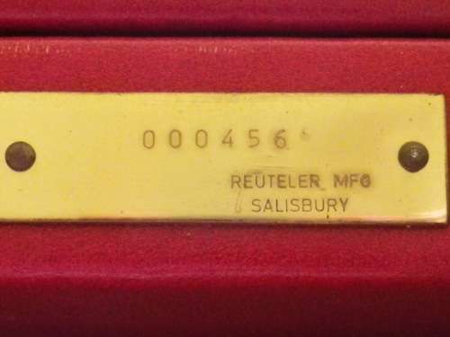 "RHODESIAN HONOURS & AWARDS" - REUTELER SET NO 456 -  34 MINIATURE MEDALS IN ORIGINAL CASE - (4766)