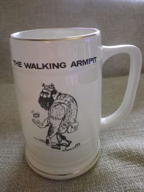 SELOUS SCOUTS "THE WALKING ARMPIT" BEER MUG.   CARTOONIST VIC MACKENZIE (4843)
