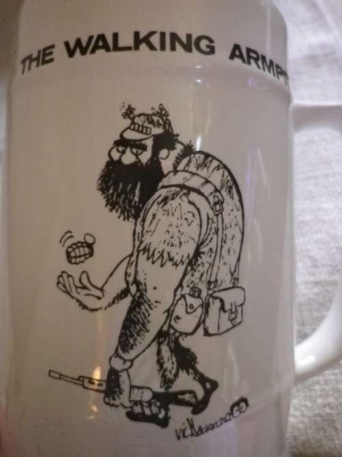 SELOUS SCOUTS "THE WALKING ARMPIT" BEER MUG.   CARTOONIST VIC MACKENZIE (4843)