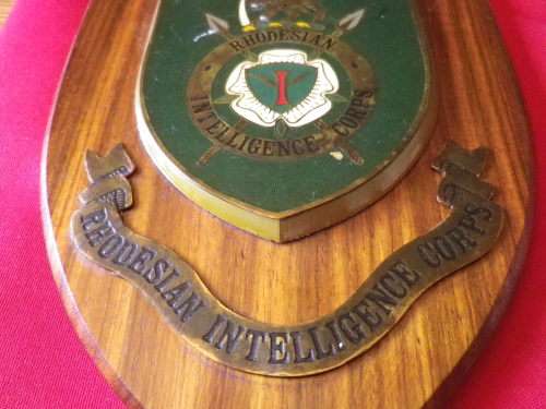 RHODESIAN INTELLIGENCE CORPS.   PLAQUE - UDI PERIOD  (4941)
