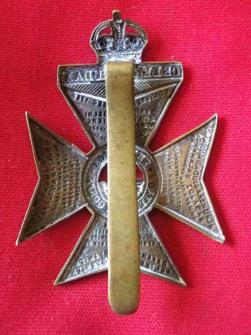 GREAT BRITAIN - KINGS ROYAL RIFLE CORPS KC  BRASS CAP BADGE, AS WORN WW1  (2126)
