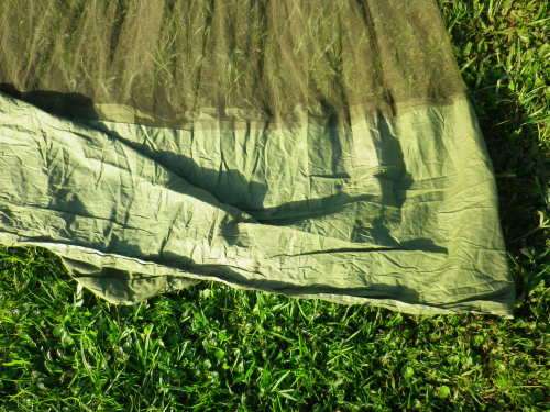 RHODESIAN ARMY ISSUED MOSQUITO NET -  IN GOOD CONDITION  (5028)