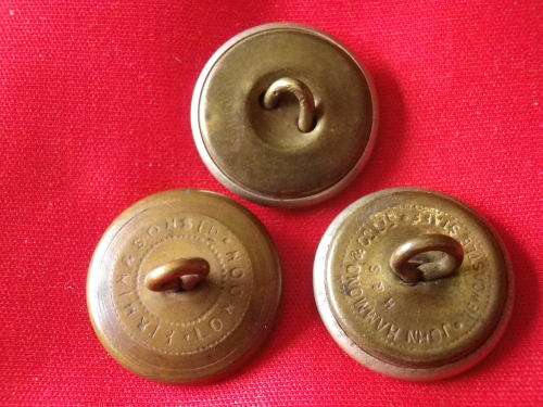 SA / GB COLONIAL - 3 X RAILWAY TUNIC BUTTONS    (5132)