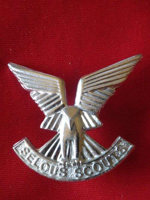 RHODESIA - SELOUS SCOUTS SILVER ANODISED  BERET BADGE - STAMPED "REUTELER MFG RHODESIA" (2161)