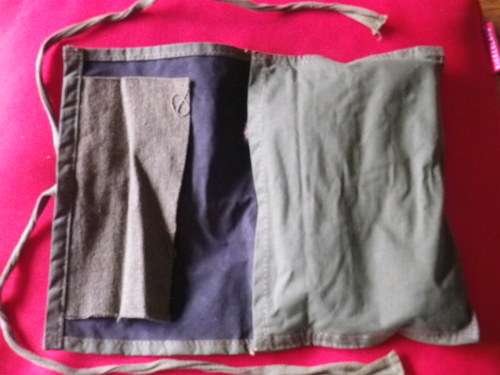 RHODESIAN ARMY - FIELD SEWING KIT  (HOUSEWIFE!!) WITH ORIGINAL CONTENTS- SEE PICS (5138)