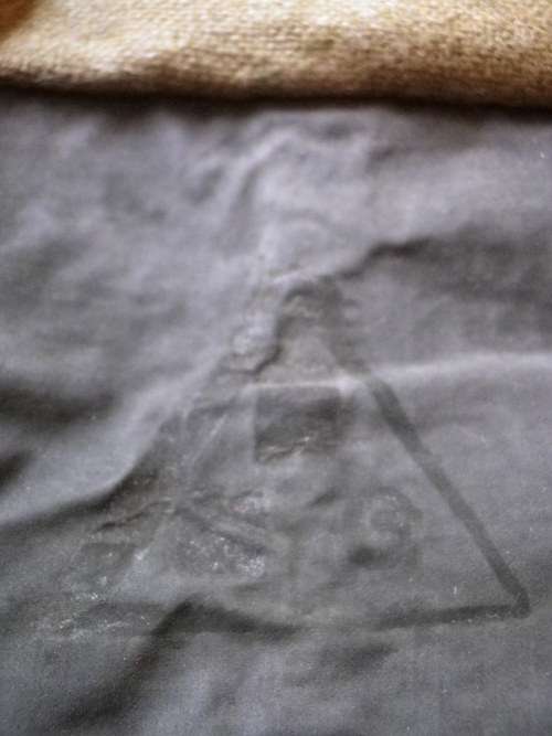 RHODESIAN ARMY - FIELD SEWING KIT  (HOUSEWIFE!!) WITH ORIGINAL CONTENTS- SEE PICS (5138)