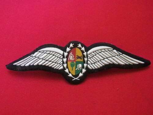 SAAF - PILOTS WINGS RUBBERISED EMBOSSED     (3137)