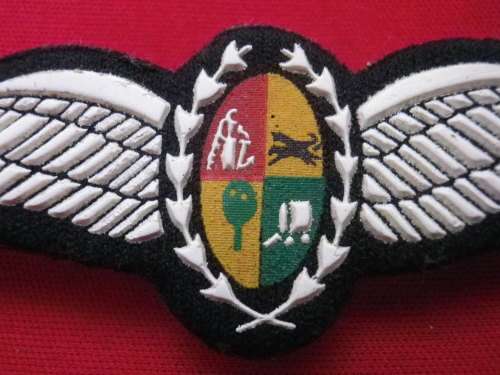SAAF - PILOTS WINGS RUBBERISED EMBOSSED     (3137)
