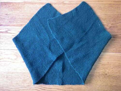 RHODESIAN ARMY SCARF.   LENGTH APPROX 102 CM / 40"  WIDTH 24 CM/9.5"       (5252)